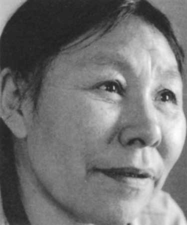 Kenojuak Ashevak (1927 - 2013)