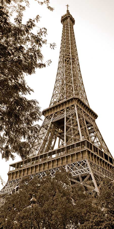 La Tour Eiffel I by artist  Boyce Watt