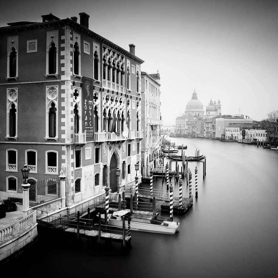 Canal Grande I by artist Nina Papiorek